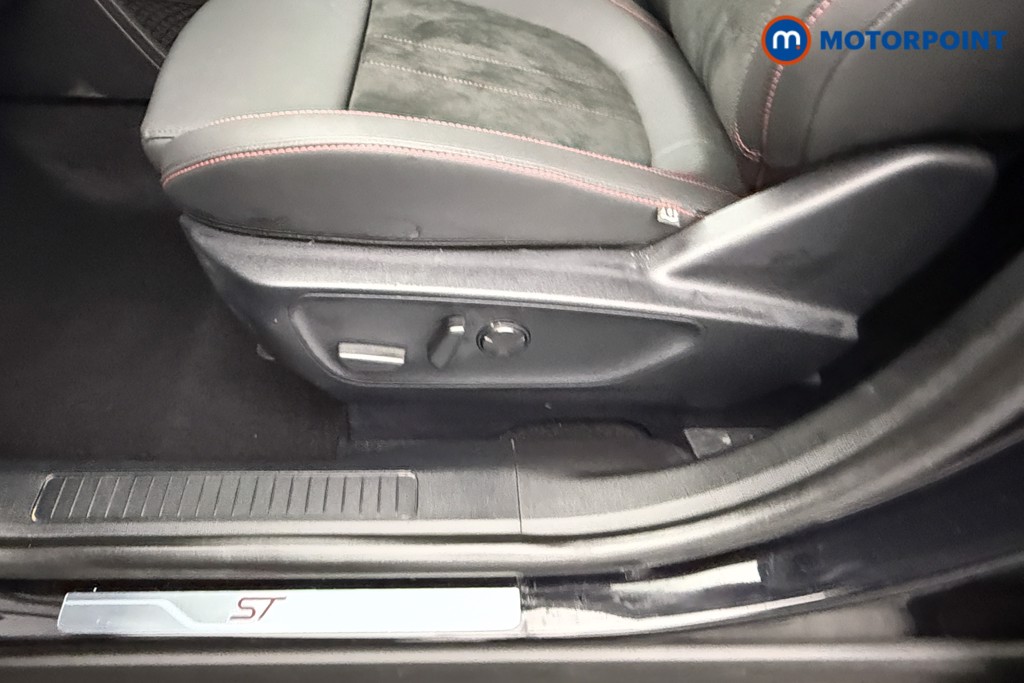Ford Kuga St-Line Automatic Petrol Plug-In Hybrid SUV - Stock Number (1552072) - 25th supplementary image