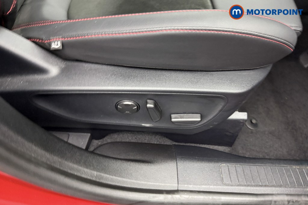 Ford Kuga St-Line Automatic Petrol Plug-In Hybrid SUV - Stock Number (1552090) - 16th supplementary image