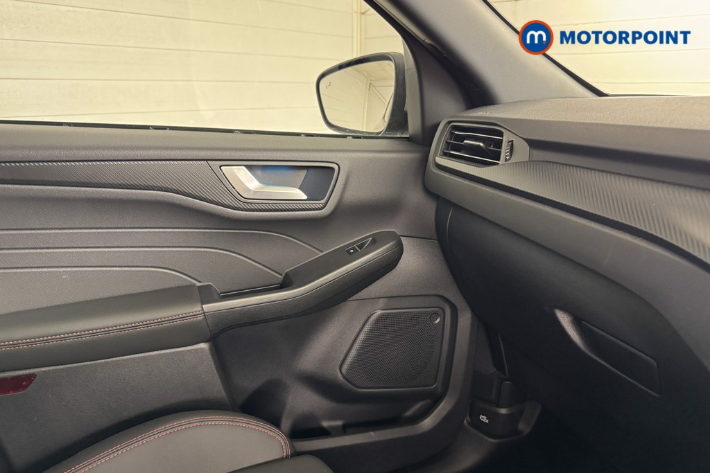 Ford Kuga St-Line Automatic Petrol Plug-In Hybrid SUV - Stock Number (1552099) - 12th supplementary image