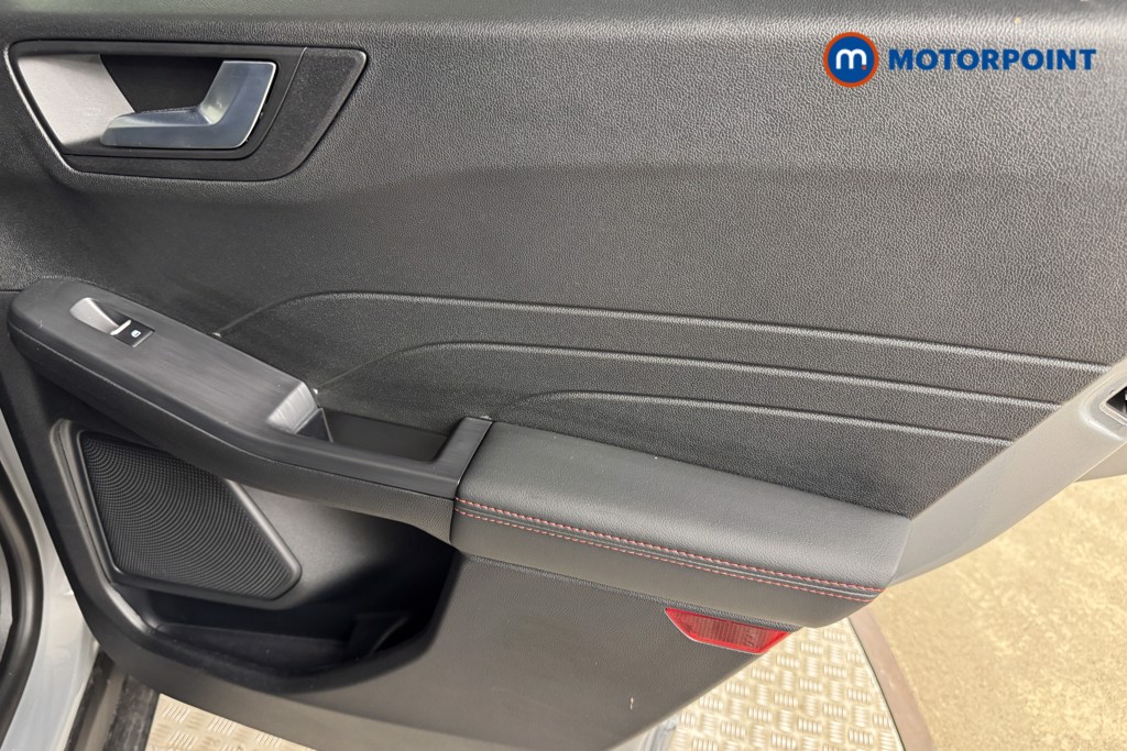Ford Kuga St-Line Automatic Petrol Plug-In Hybrid SUV - Stock Number (1552099) - 16th supplementary image