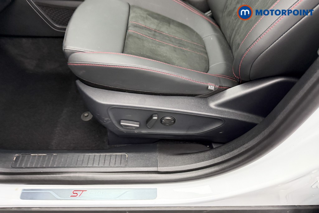 Ford Kuga St-Line Automatic Petrol Plug-In Hybrid SUV - Stock Number (1552126) - 24th supplementary image