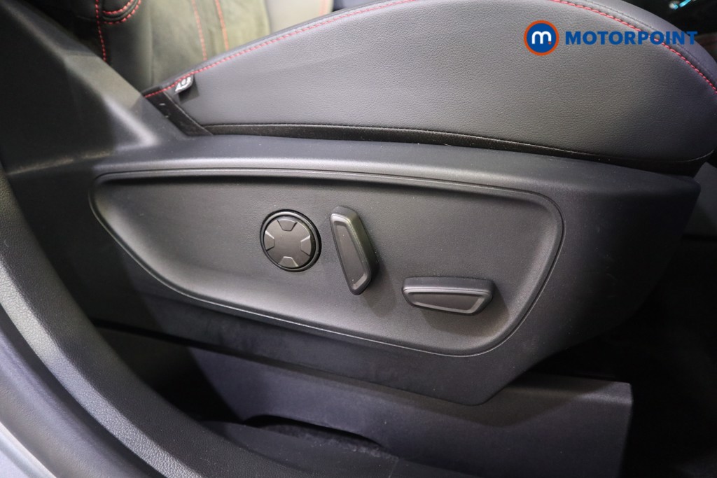 Ford Kuga St-Line Automatic Petrol Plug-In Hybrid SUV - Stock Number (1552132) - 12th supplementary image