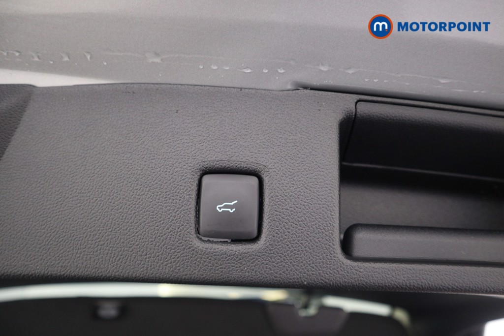 Ford Kuga St-Line Automatic Petrol Plug-In Hybrid SUV - Stock Number (1552132) - 16th supplementary image
