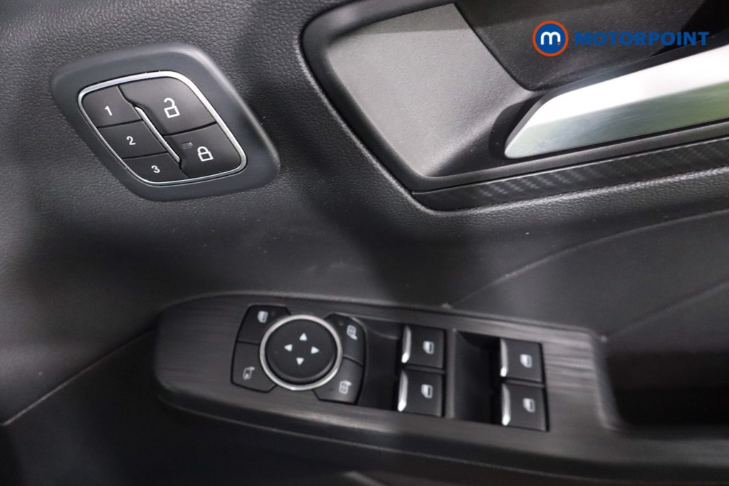 Ford Kuga St-Line Automatic Petrol Plug-In Hybrid SUV - Stock Number (1552137) - 17th supplementary image