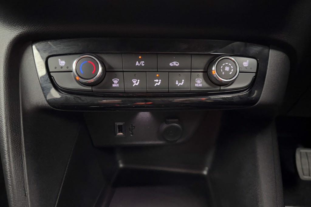 Vauxhall Corsa Elite Automatic Petrol Hatchback - Stock Number (1552154) - 12th supplementary image
