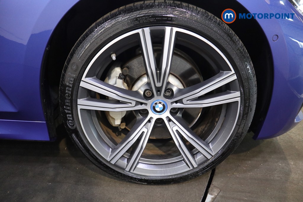 BMW 3 Series M Sport Automatic Petrol Plug-In Hybrid Estate - Stock Number (1552227) - 19th supplementary image