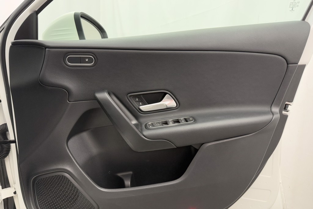 Mercedes-Benz A Class SE Automatic Petrol Hatchback - Stock Number (1552275) - 17th supplementary image