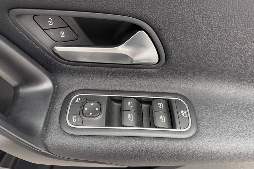 Mercedes-Benz A Class SE Automatic Petrol Hatchback - Stock Number (1552275) - 18th supplementary image