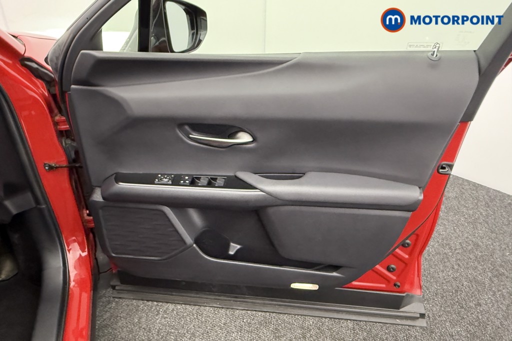 Lexus UX 300E 150Kw 54.3 Kwh 5Dr E-Cvt Automatic Electric SUV - Stock Number (1552304) - 16th supplementary image