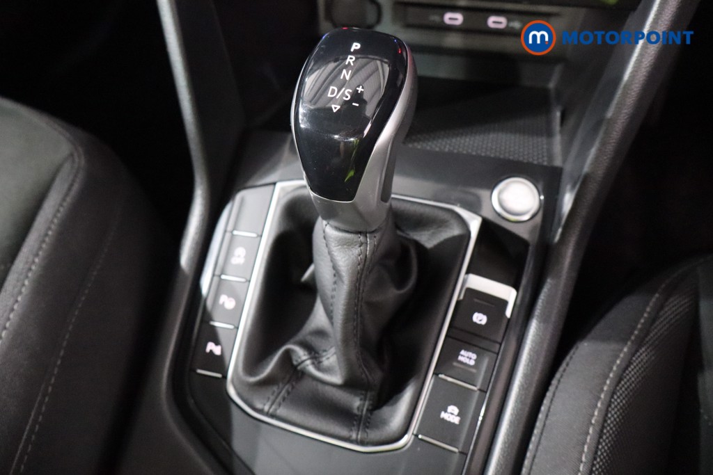 Volkswagen Tiguan Elegance Automatic Petrol SUV - Stock Number (1552372) - 16th supplementary image