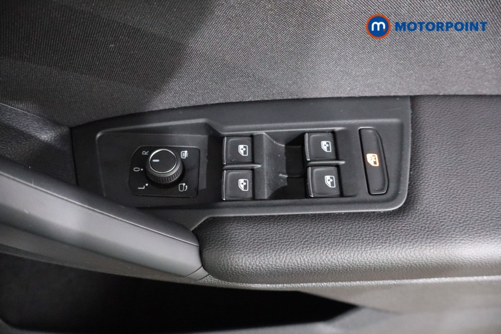 Volkswagen Tiguan Elegance Automatic Petrol SUV - Stock Number (1552372) - 18th supplementary image
