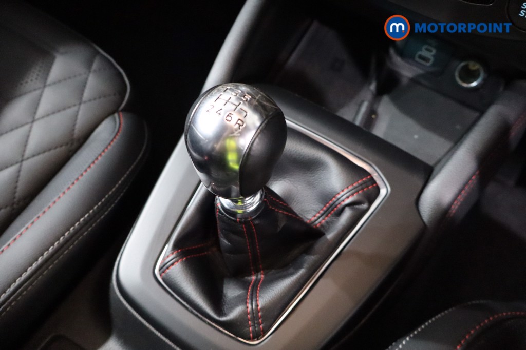 Ford Focus St-Line X Manual Petrol-Electric Hybrid Hatchback - Stock Number (1552633) - 15th supplementary image