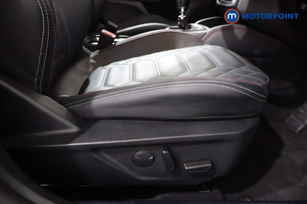 Ford Focus St-Line X Manual Petrol-Electric Hybrid Hatchback - Stock Number (1552633) - 18th supplementary image