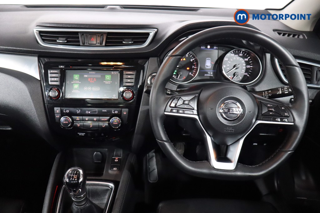 Nissan Qashqai N-Motion Manual Petrol SUV - Stock Number (1552809) - 3rd supplementary image