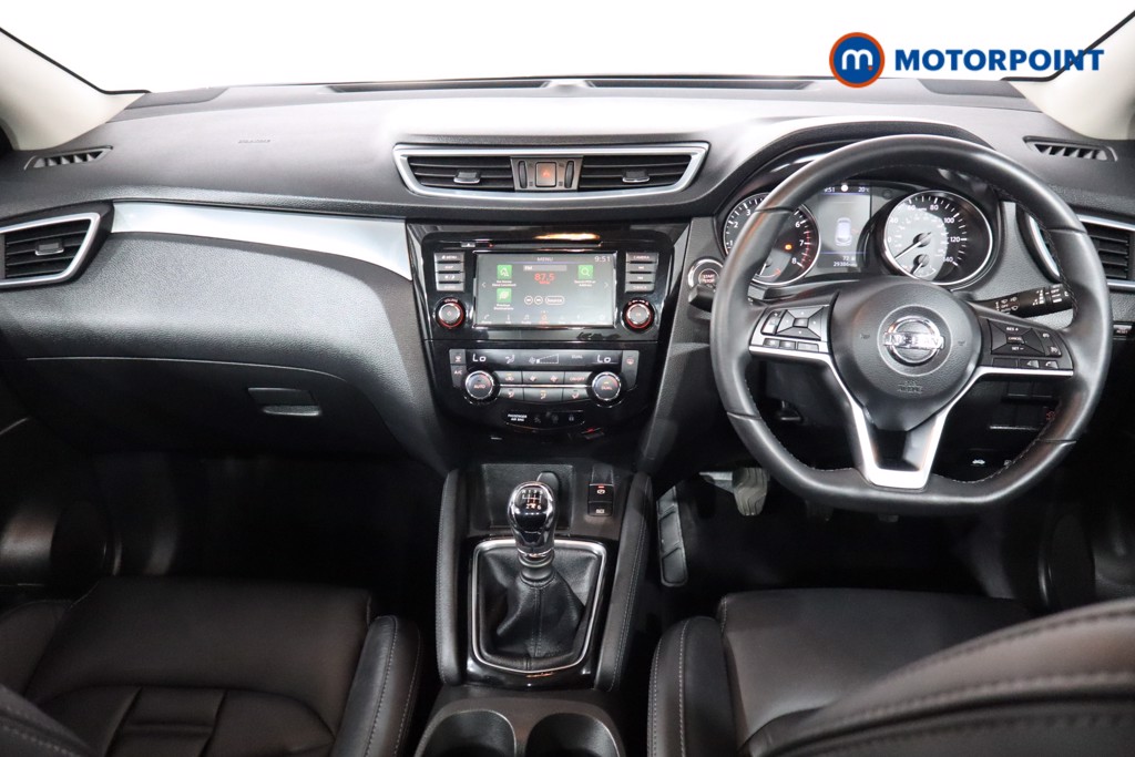 Nissan Qashqai N-Motion Manual Petrol SUV - Stock Number (1552809) - 1st supplementary image