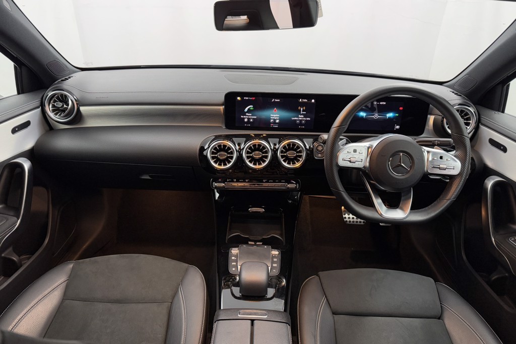 Mercedes-Benz A Class Amg Line Executive Edition Automatic Petrol Hatchback - Stock Number (1552915) - 2nd supplementary image