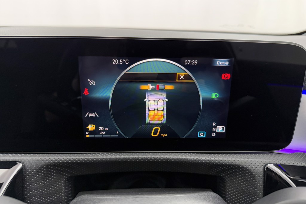 Mercedes-Benz A Class Amg Line Executive Edition Automatic Petrol Hatchback - Stock Number (1552915) - 8th supplementary image