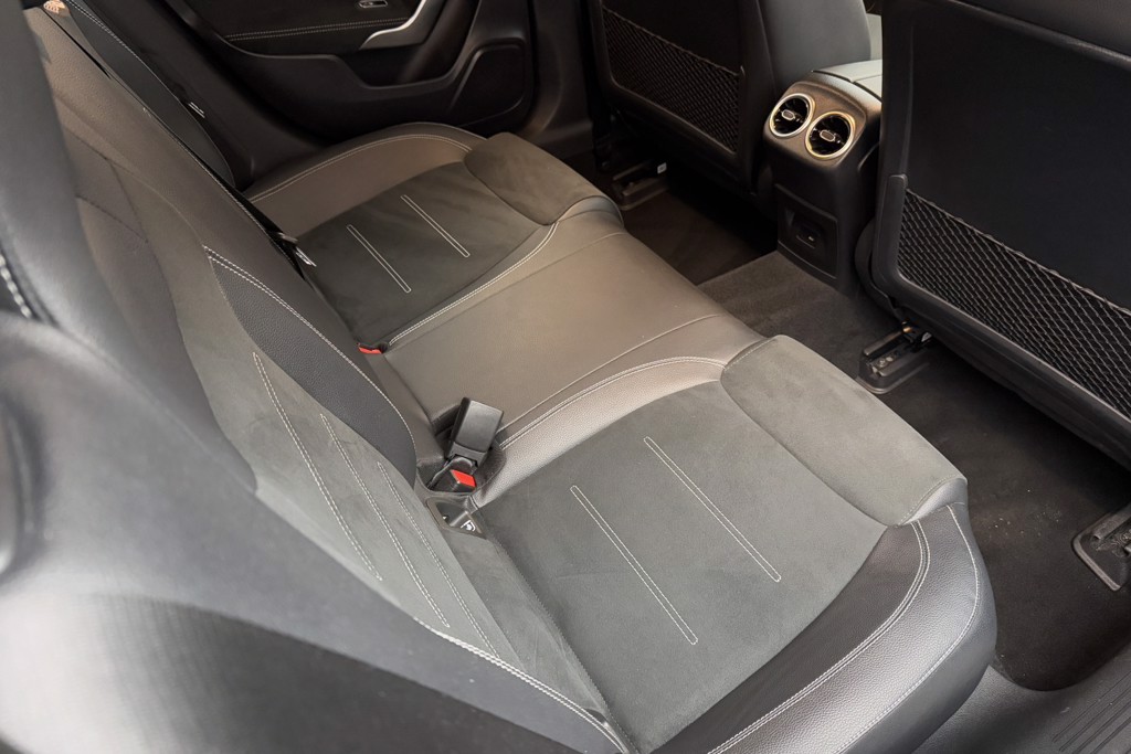 Mercedes-Benz A Class Amg Line Executive Edition Automatic Petrol Hatchback - Stock Number (1552915) - 26th supplementary image