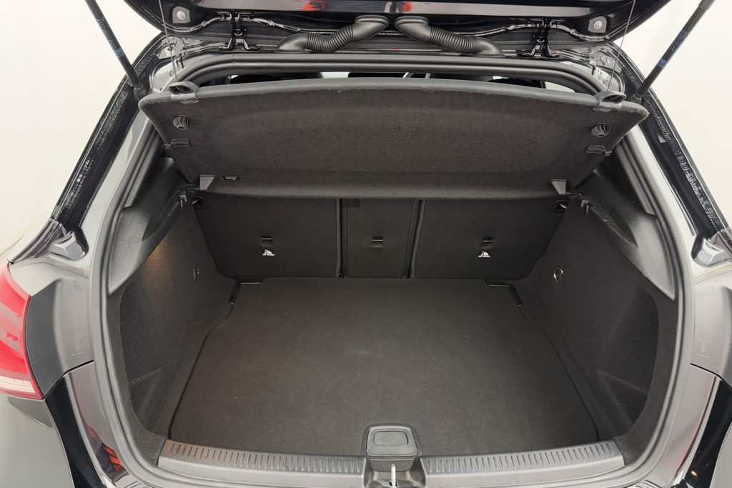 Mercedes-Benz A Class Amg Line Executive Edition Automatic Petrol Hatchback - Stock Number (1552915) - 29th supplementary image
