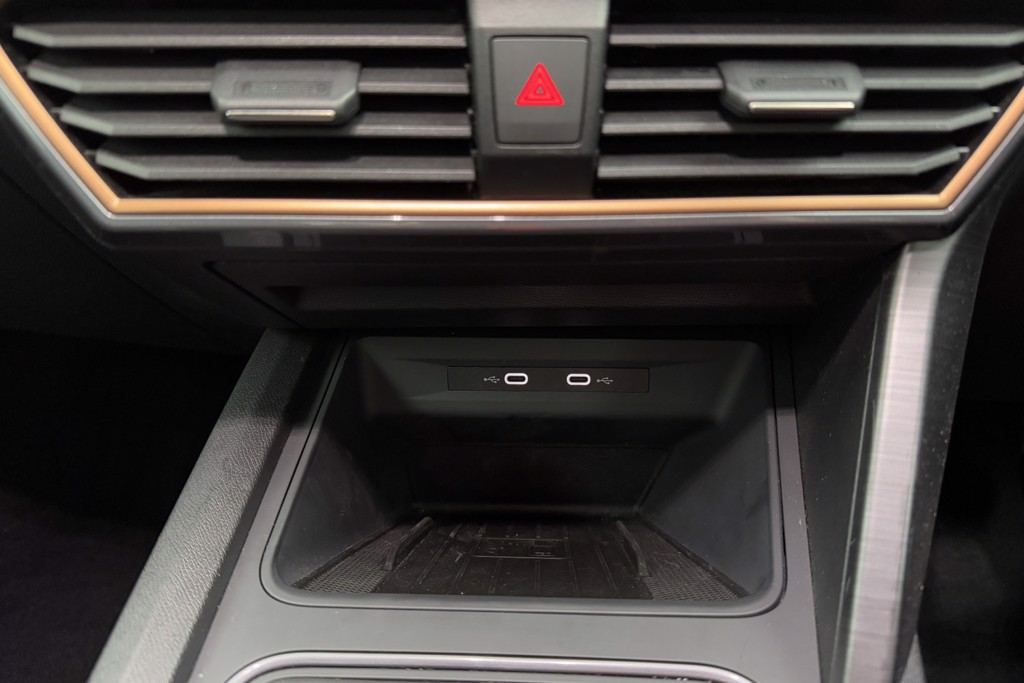 Cupra Formentor V1 Manual Petrol SUV - Stock Number (1552917) - 13th supplementary image