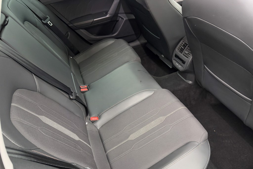 Cupra Formentor V1 Manual Petrol SUV - Stock Number (1552917) - 22nd supplementary image