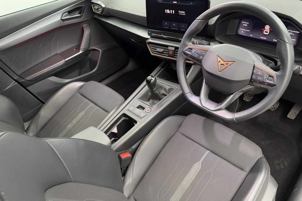 Cupra Formentor V1 Manual Petrol SUV - Stock Number (1552917) - 1st supplementary image
