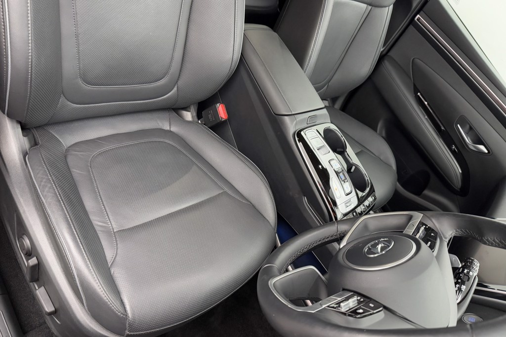 Hyundai Tucson Ultimate Automatic Petrol-Electric Hybrid SUV - Stock Number (1552998) - 19th supplementary image
