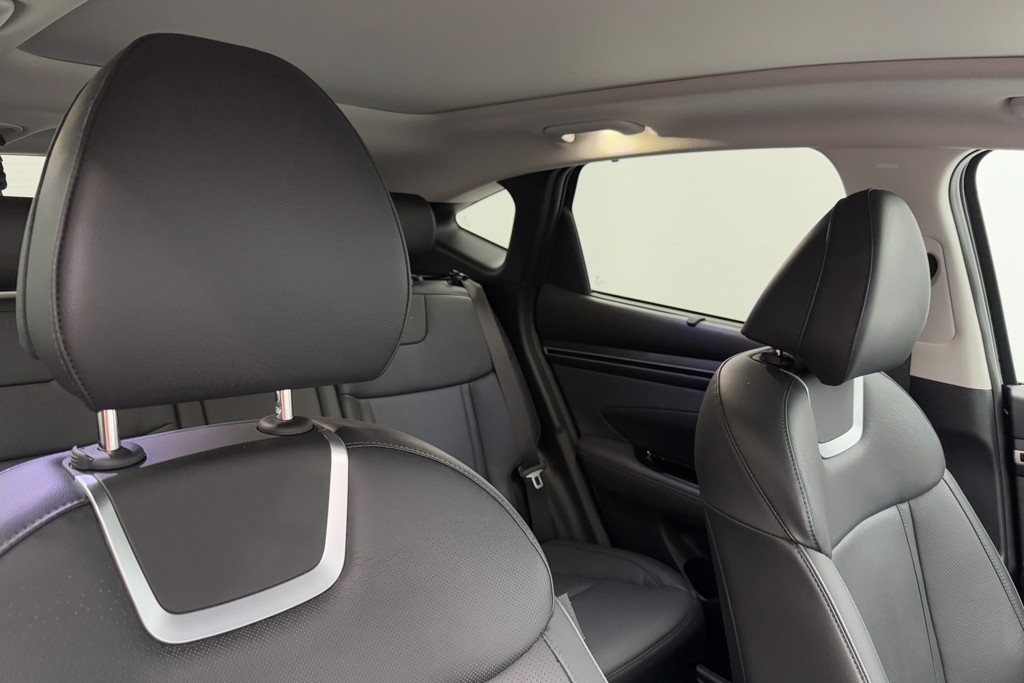 Hyundai Tucson Ultimate Automatic Petrol-Electric Hybrid SUV - Stock Number (1552998) - 20th supplementary image