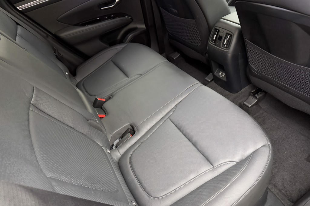 Hyundai Tucson Ultimate Automatic Petrol-Electric Hybrid SUV - Stock Number (1552998) - 21st supplementary image