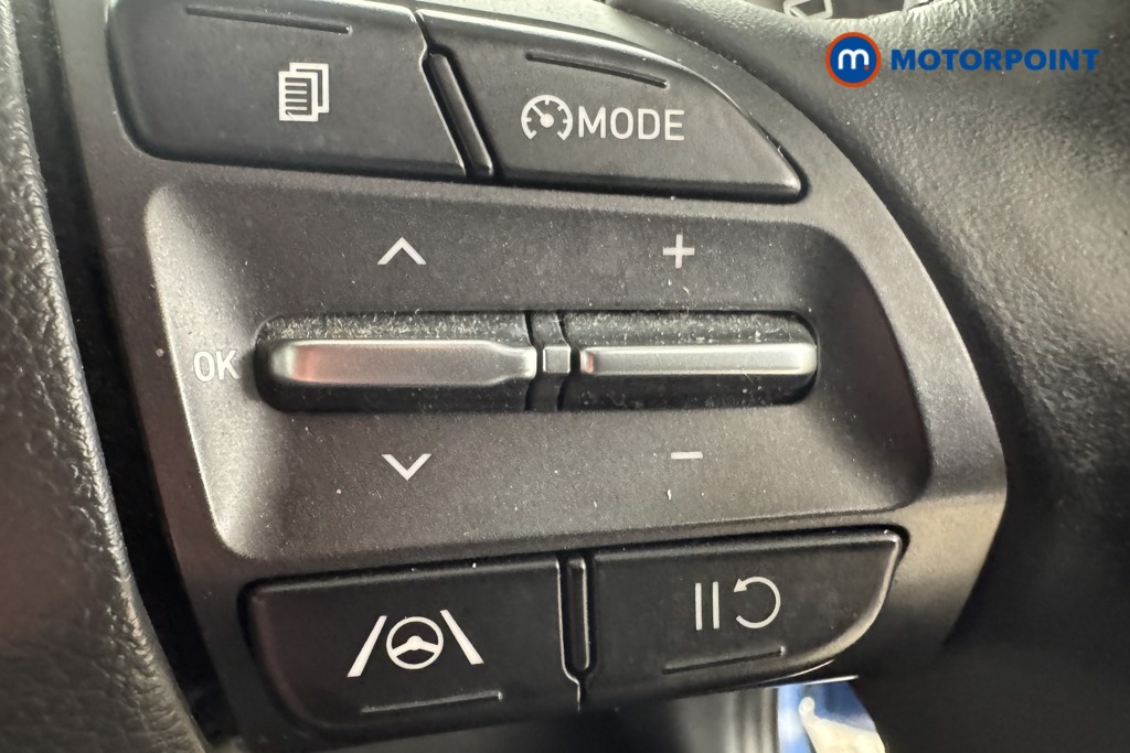 Hyundai Kona Premium Manual Petrol-Electric Hybrid SUV - Stock Number (1553079) - 14th supplementary image