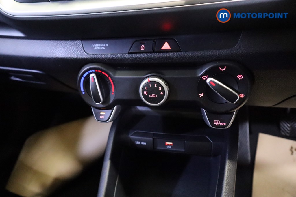 KIA Stonic 2 Manual Petrol SUV - Stock Number (1553104) - 4th supplementary image