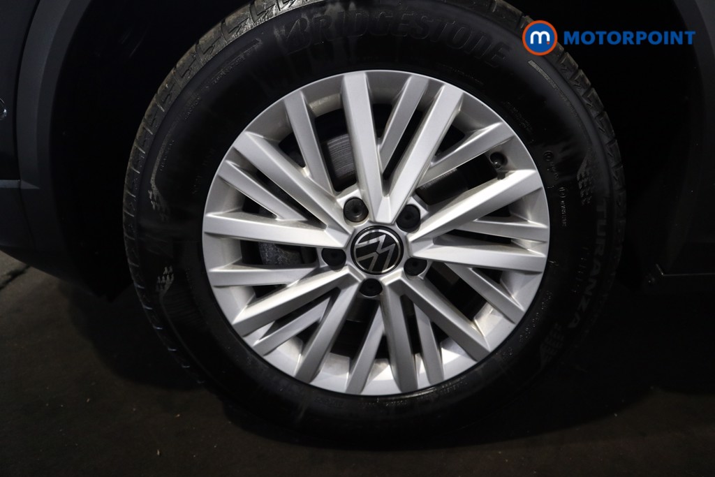 Volkswagen T-Roc Life Manual Petrol SUV - Stock Number (1553343) - 17th supplementary image