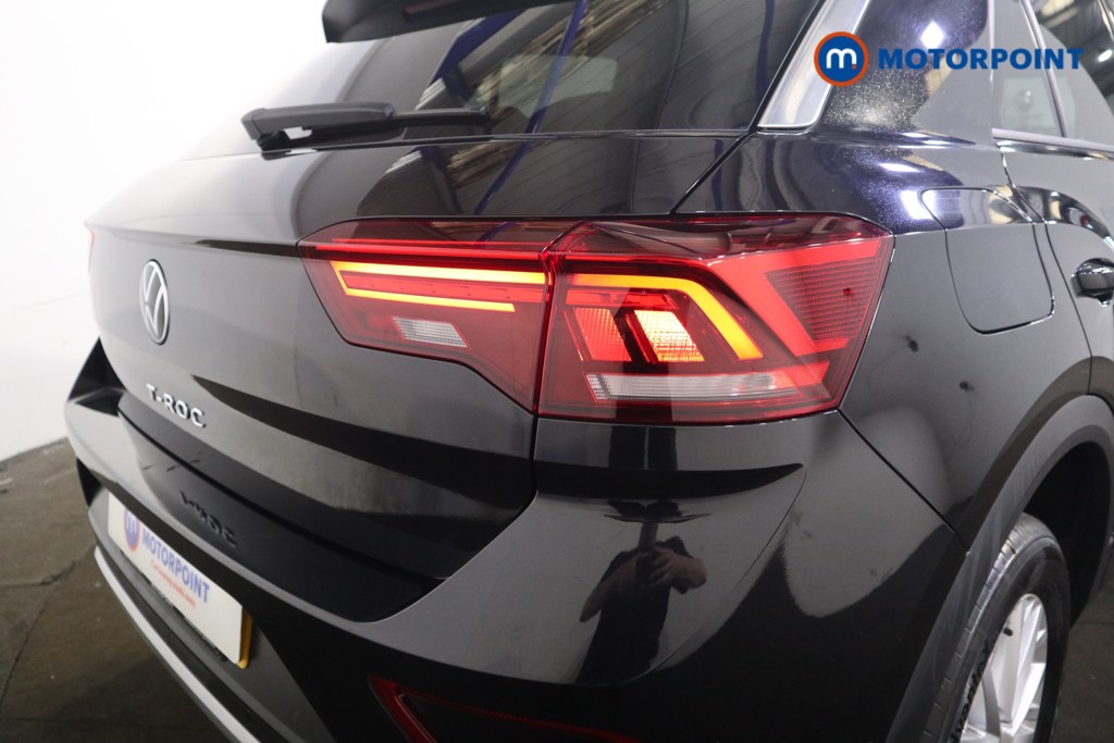 Volkswagen T-Roc Life Manual Petrol SUV - Stock Number (1553343) - 21st supplementary image