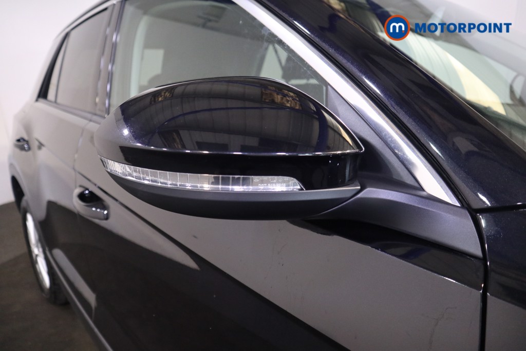 Volkswagen T-Roc Life Manual Petrol SUV - Stock Number (1553343) - 22nd supplementary image
