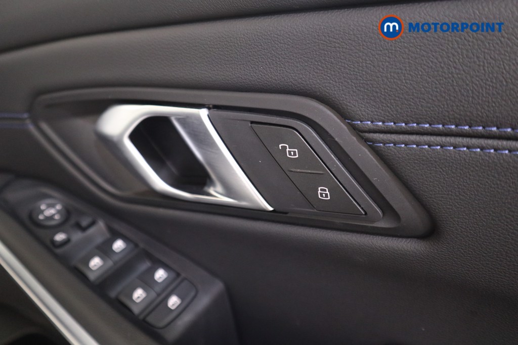 BMW 3 Series M Sport Automatic Petrol Saloon - Stock Number (1553406) - 11th supplementary image