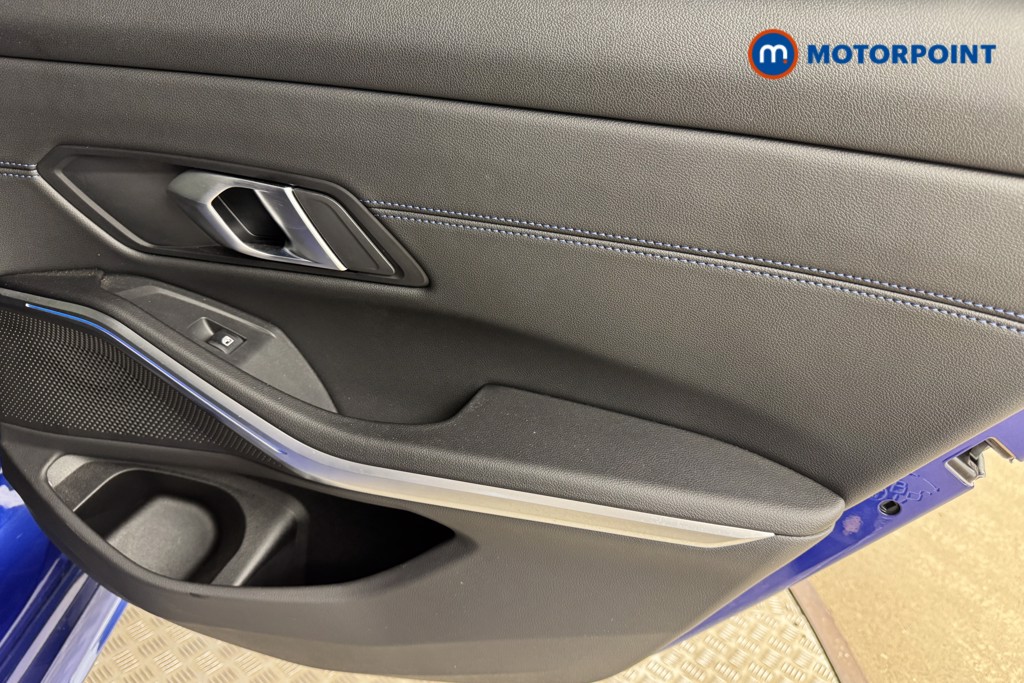 BMW 3 Series M Sport Automatic Petrol Saloon - Stock Number (1553450) - 17th supplementary image