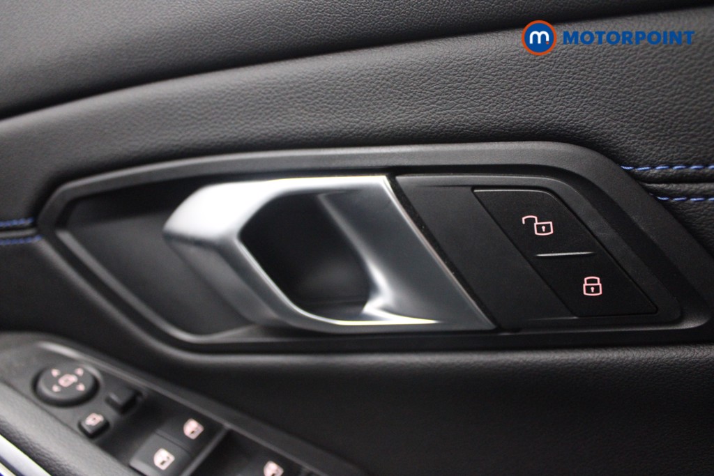 BMW 3 Series M Sport Automatic Petrol Saloon - Stock Number (1553464) - 14th supplementary image