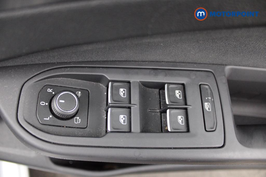 Volkswagen Golf Style Manual Petrol Hatchback - Stock Number (1553612) - 19th supplementary image
