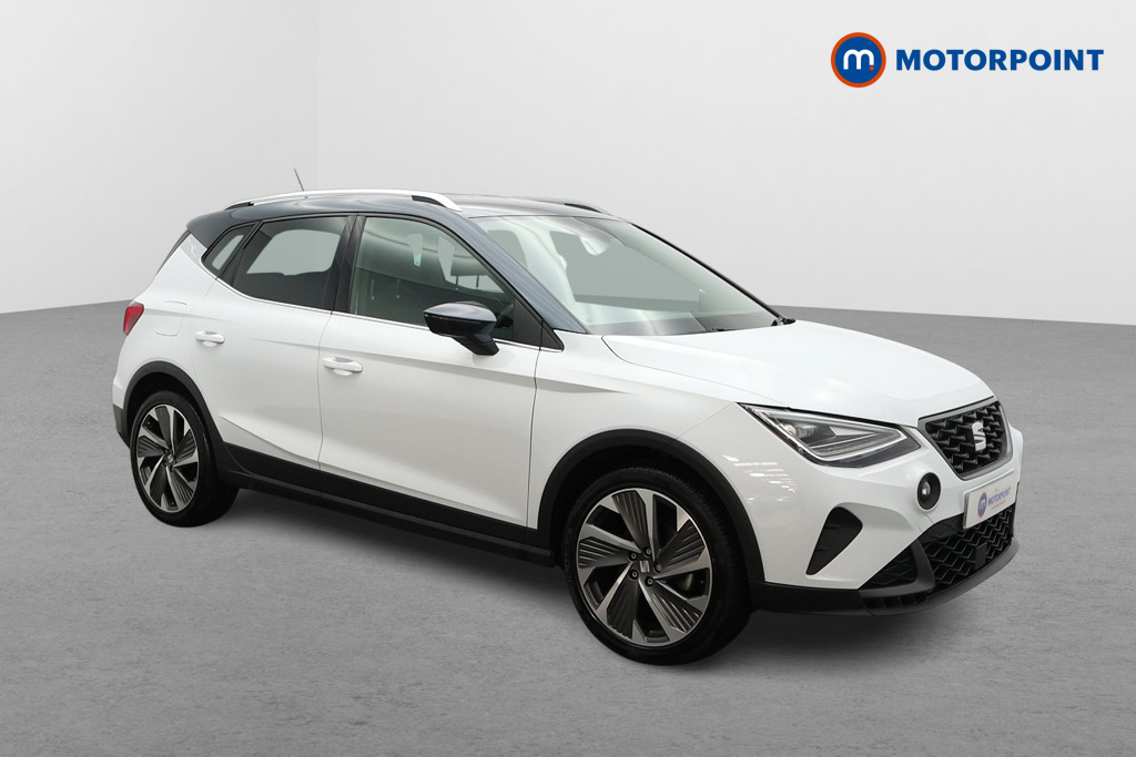 Seat Arona Fr Sport Manual Petrol SUV - Stock Number (1553701) - Drivers side front corner