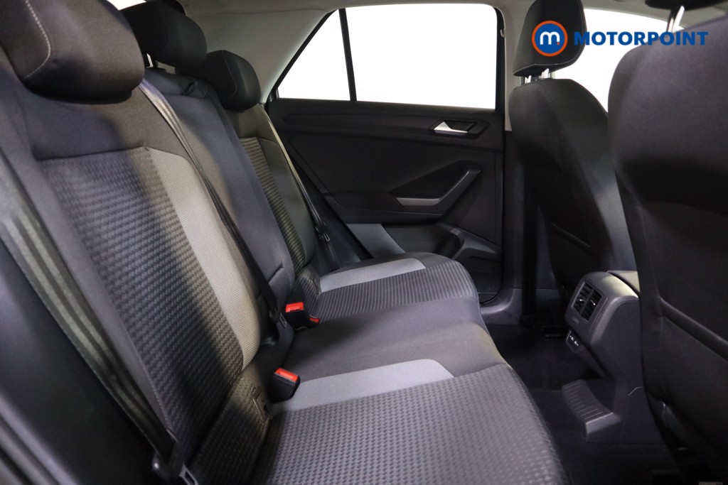 Volkswagen T-Roc Active Manual Petrol SUV - Stock Number (1553725) - 13th supplementary image