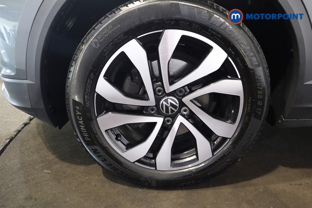 Volkswagen T-Roc Active Manual Petrol SUV - Stock Number (1553725) - 18th supplementary image