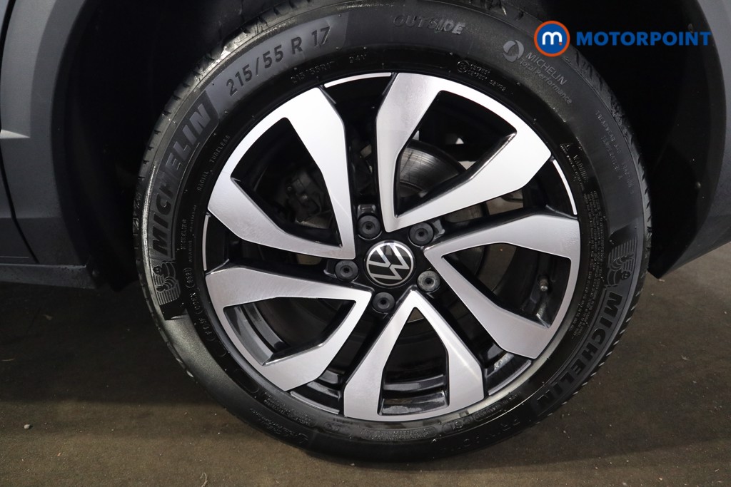 Volkswagen T-Roc Active Manual Petrol SUV - Stock Number (1553725) - 19th supplementary image
