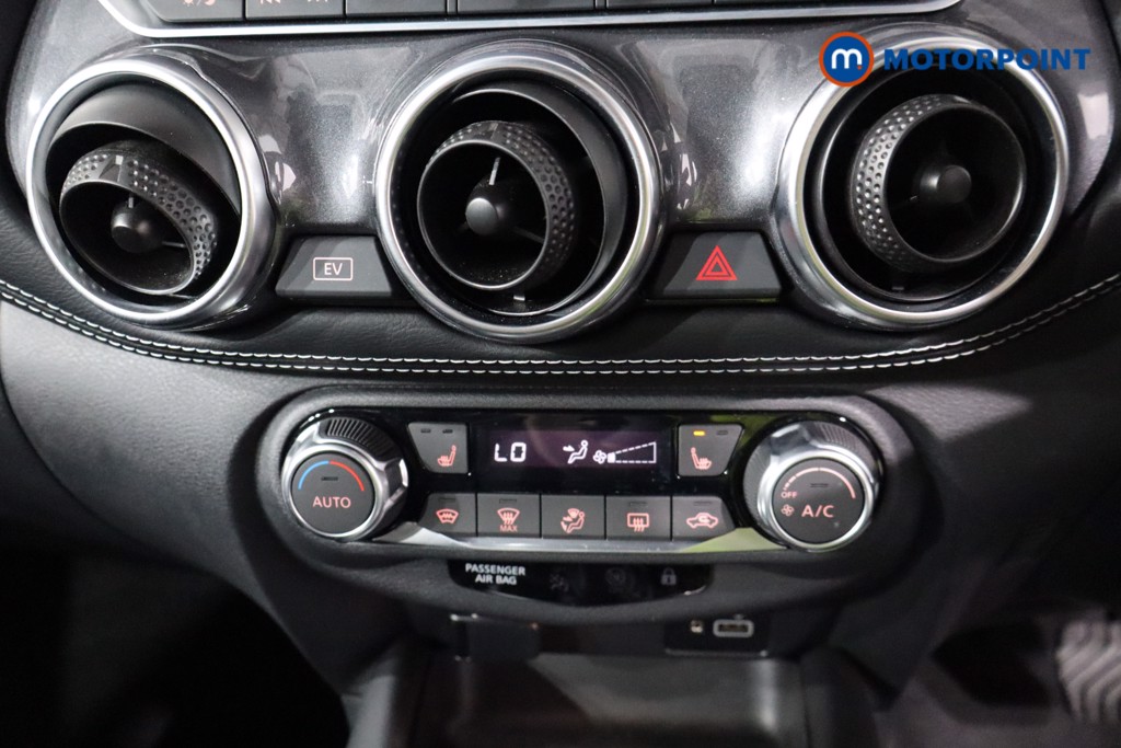 Nissan Juke Tekna Automatic Petrol-Electric Hybrid SUV - Stock Number (1554184) - 16th supplementary image