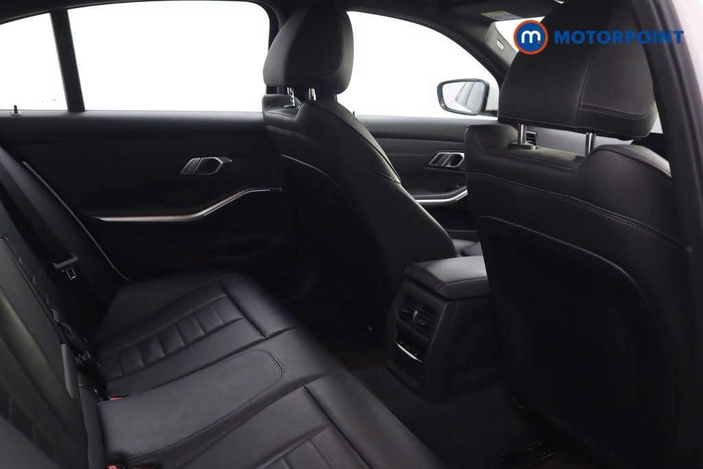 BMW 3 Series M Sport Automatic Petrol Plug-In Hybrid Saloon - Stock Number (1554263) - 6th supplementary image