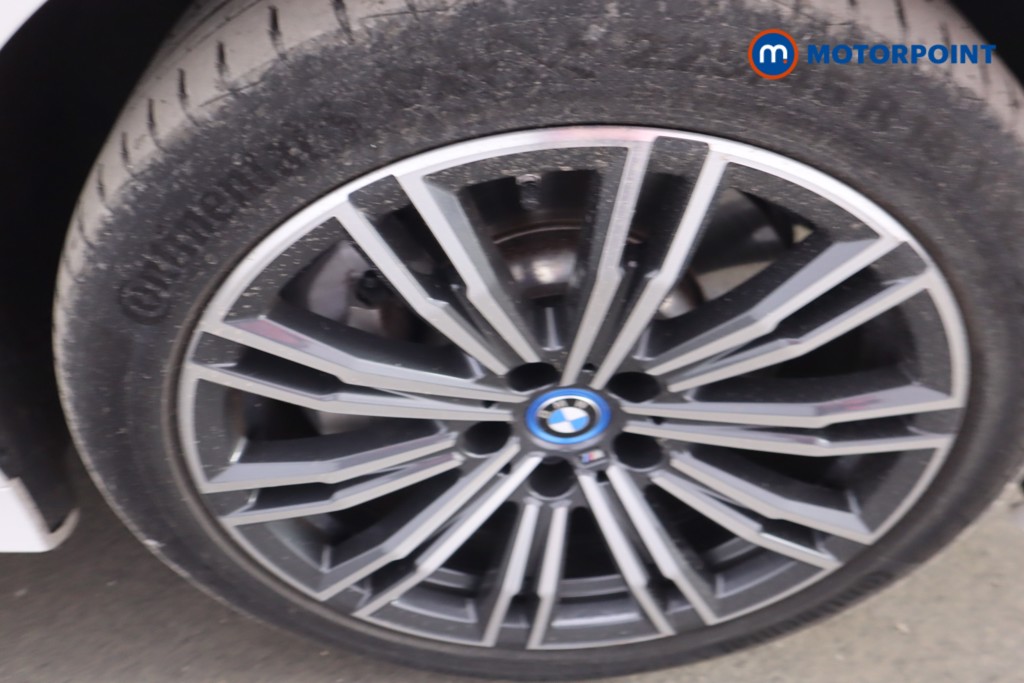 BMW 3 Series M Sport Automatic Petrol Plug-In Hybrid Saloon - Stock Number (1554263) - 11th supplementary image