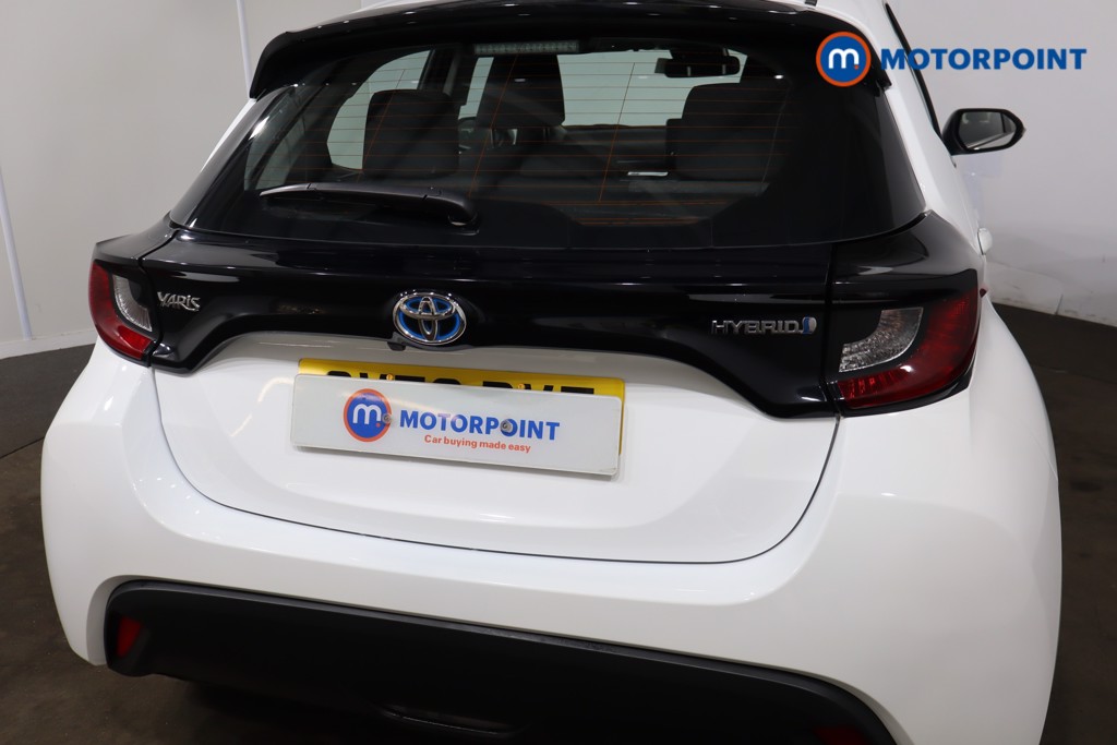Toyota Yaris Icon Automatic Petrol-Electric Hybrid Hatchback - Stock Number (1554376) - 24th supplementary image