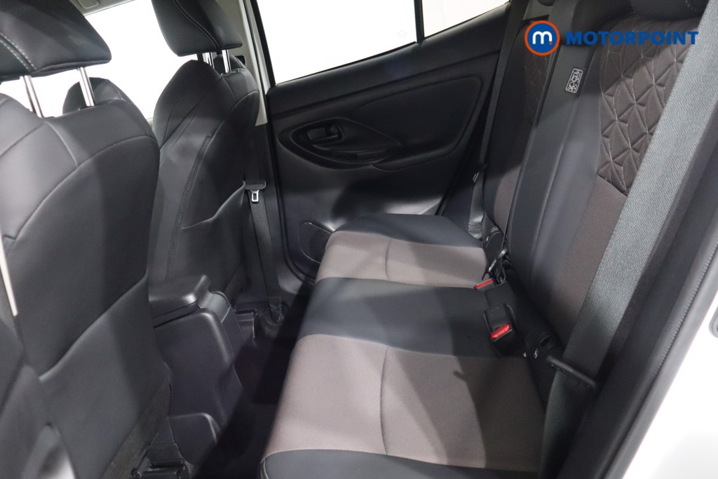 Toyota Yaris Cross Excel Automatic Petrol-Electric Hybrid Estate - Stock Number (1554388) - 5th supplementary image