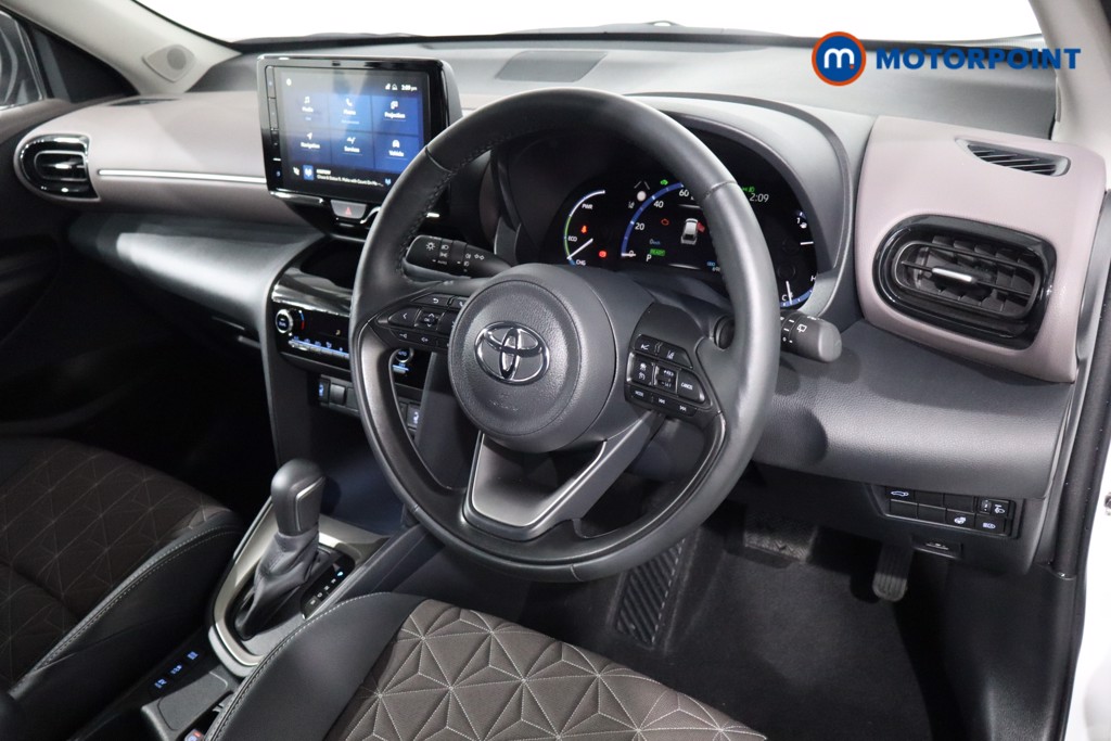 Toyota Yaris Cross Excel Automatic Petrol-Electric Hybrid Estate - Stock Number (1554388) - 20th supplementary image