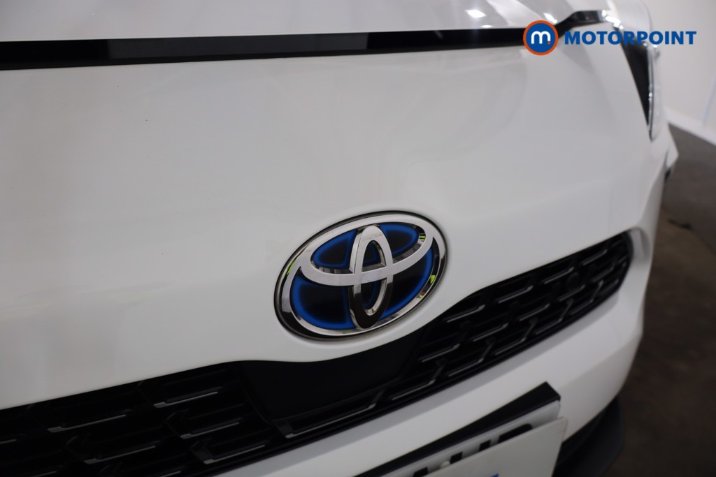 Toyota Yaris Cross Excel Automatic Petrol-Electric Hybrid Estate - Stock Number (1554388) - 23rd supplementary image