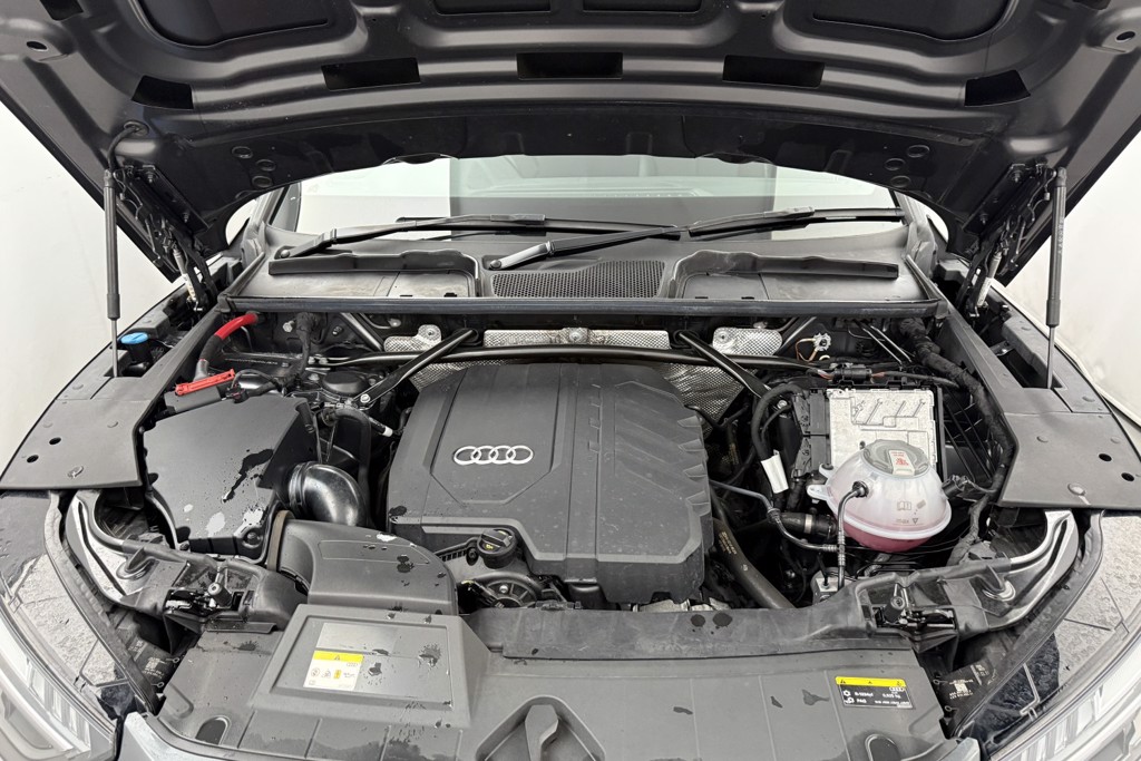 Audi Q5 S Line Automatic Petrol SUV - Stock Number (1554425) - 34th supplementary image